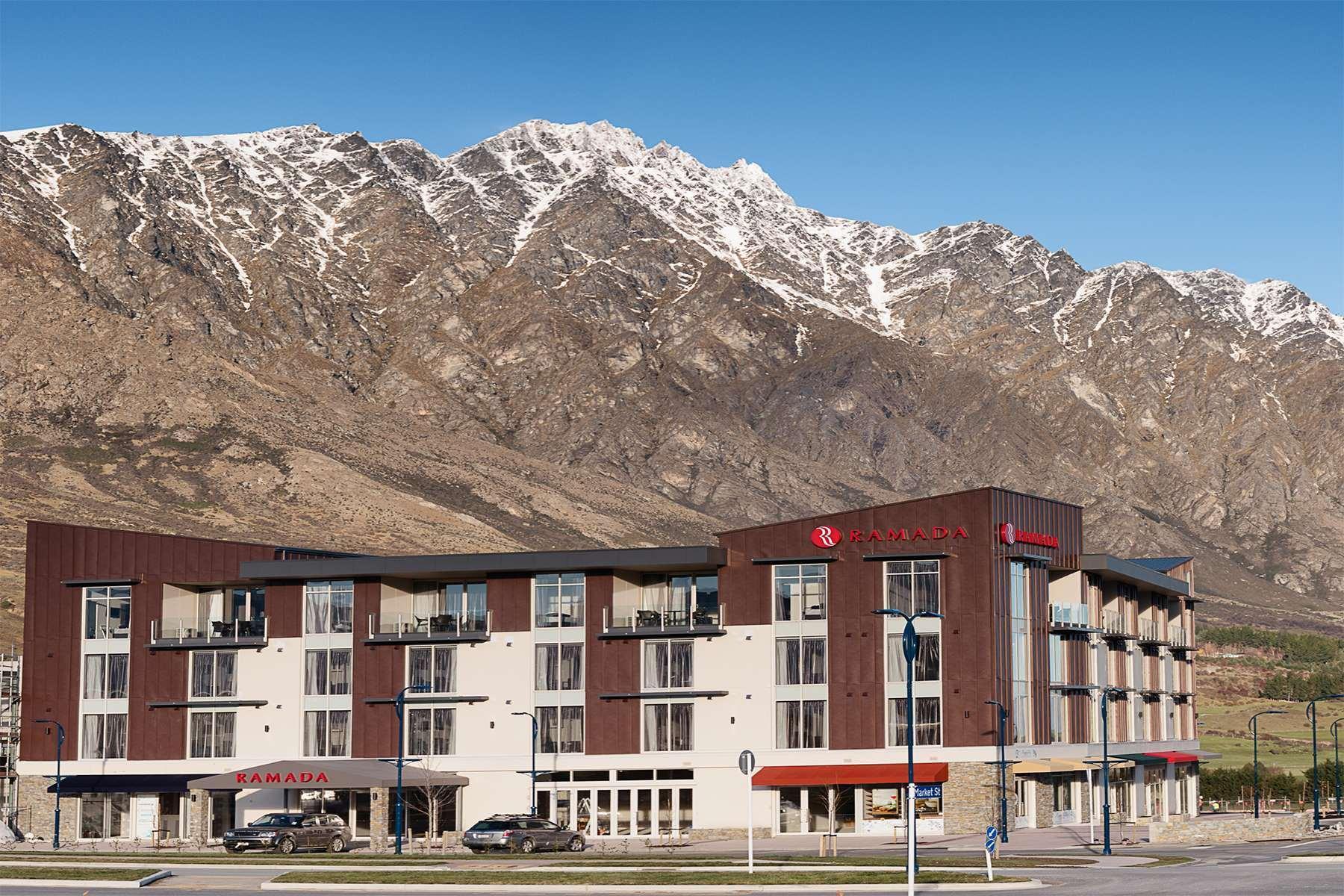 Ramada Suites By Wyndham Queenstown Remarkables Park Zewnętrze zdjęcie