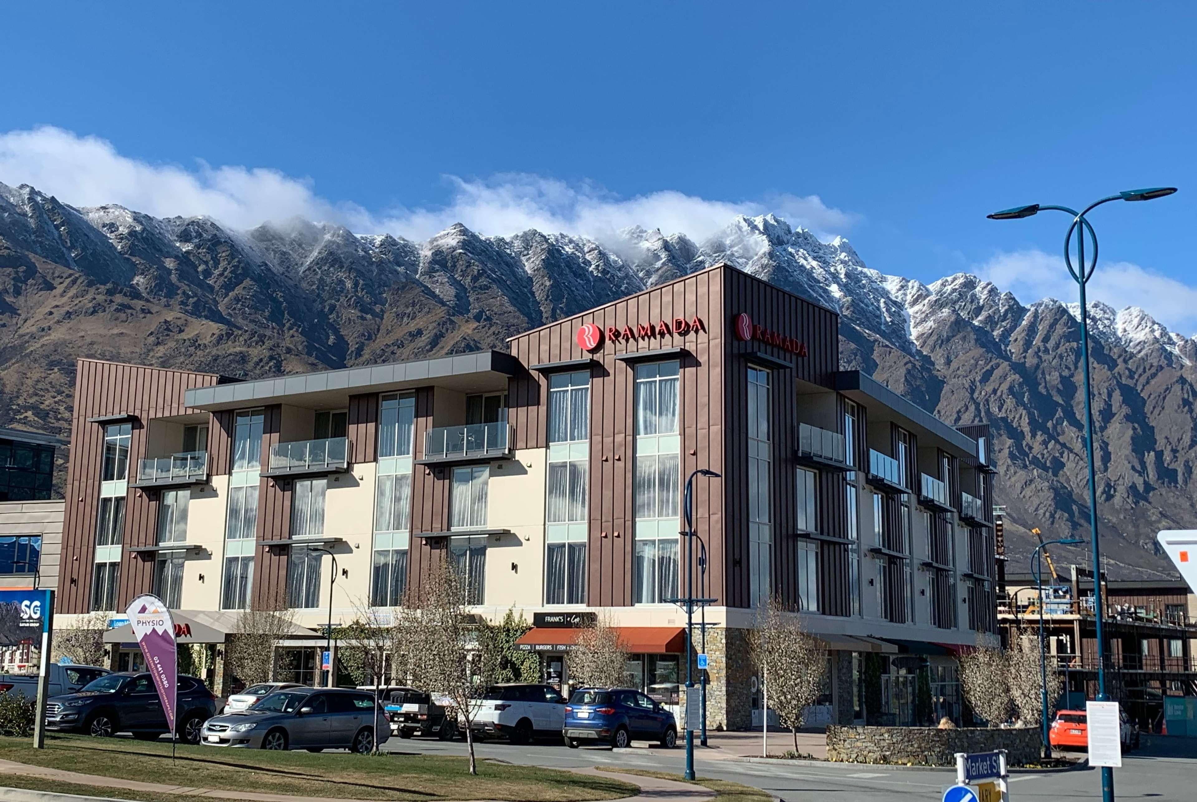 Ramada Suites By Wyndham Queenstown Remarkables Park Zewnętrze zdjęcie